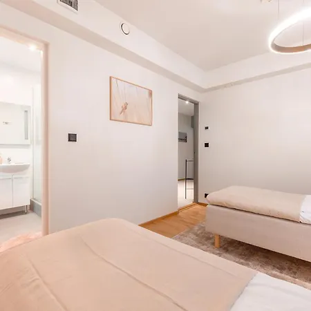 Villa Luxury With 6 Bedrooms & Pool Etc Tallinn