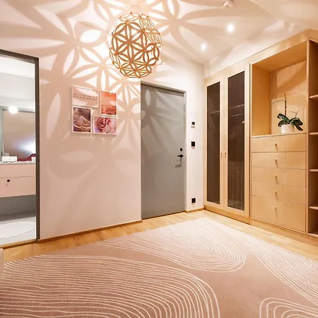 Villa Luxury With 6 Bedrooms & Pool Etc Tallinn