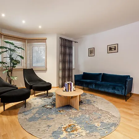 Вілла Luxury With 6 Bedrooms & Pool Etc
